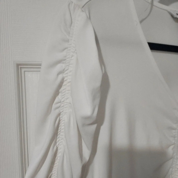 Nine West White Ruched V-Neck Long Sleeve Top in Size XL - Picture 7 of 12